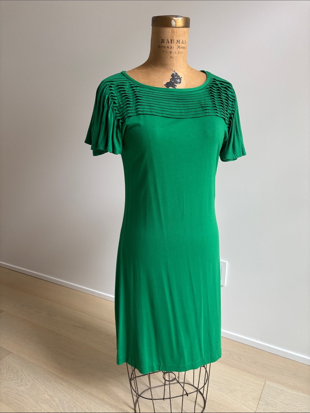 Banana Republic Bright Emerald Green Pleated Yoke Midi Dress